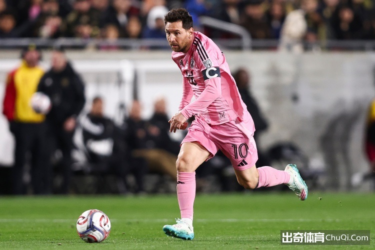 岁莱万赛季,进球与助攻,双赢,完整即时足球比分,足球赛事数据,足球比赛平台,足球赛事资讯,足球赛事中心